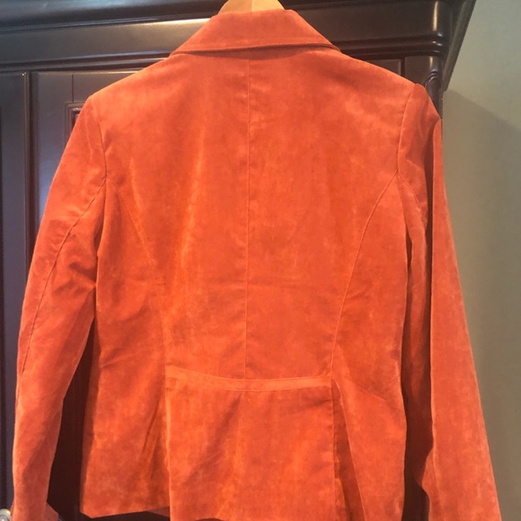 Blazer - Picture 2 of 2